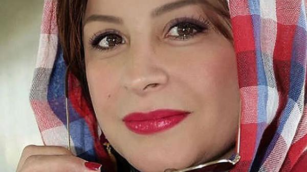 رونمایی سیما تیرانداز از چهره جدیدش در جشن حافظ رونمایی سیما تیرانداز از چهره جدیدش در جشن حافظ