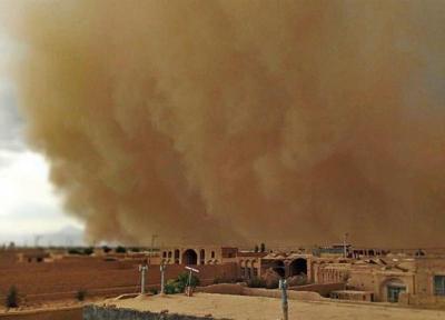 طوفان با سرعت 126 کیلومتر زابل را درنوردید