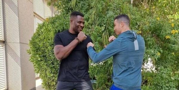 سرشاخ شدن رونالدو با خطرناک ترین مرد دنیا سرشاخ شدن رونالدو با خطرناک ترین مرد جهان