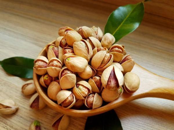 این افراد پسته نخورند! این افراد پسته نخورند!