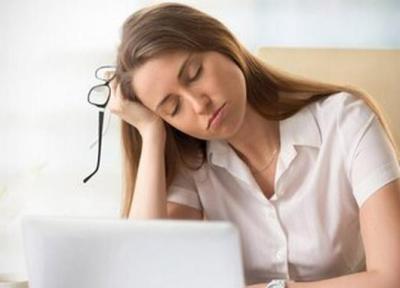 تلفن همراه باعث احساس فرسودگی و خستگی مفرط می گردد