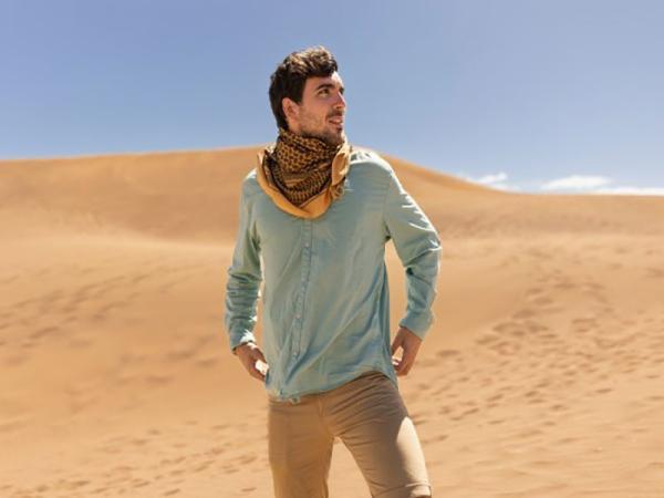 راهنمای انتخاب لباس و کفش مناسب برای سفر به کویر آشنایی راهنمای انتخاب لباس و کفش مناسب برای سفر به کویر آشنایی با کفش و لباس مناسب برای سفر به کویر!